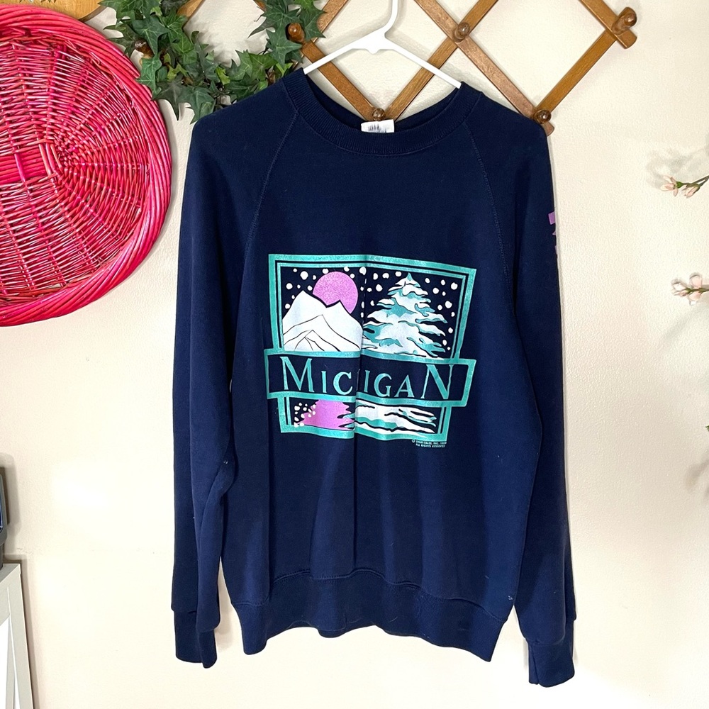 Mackinaw Island Michigan vintage pullover sweatshirt